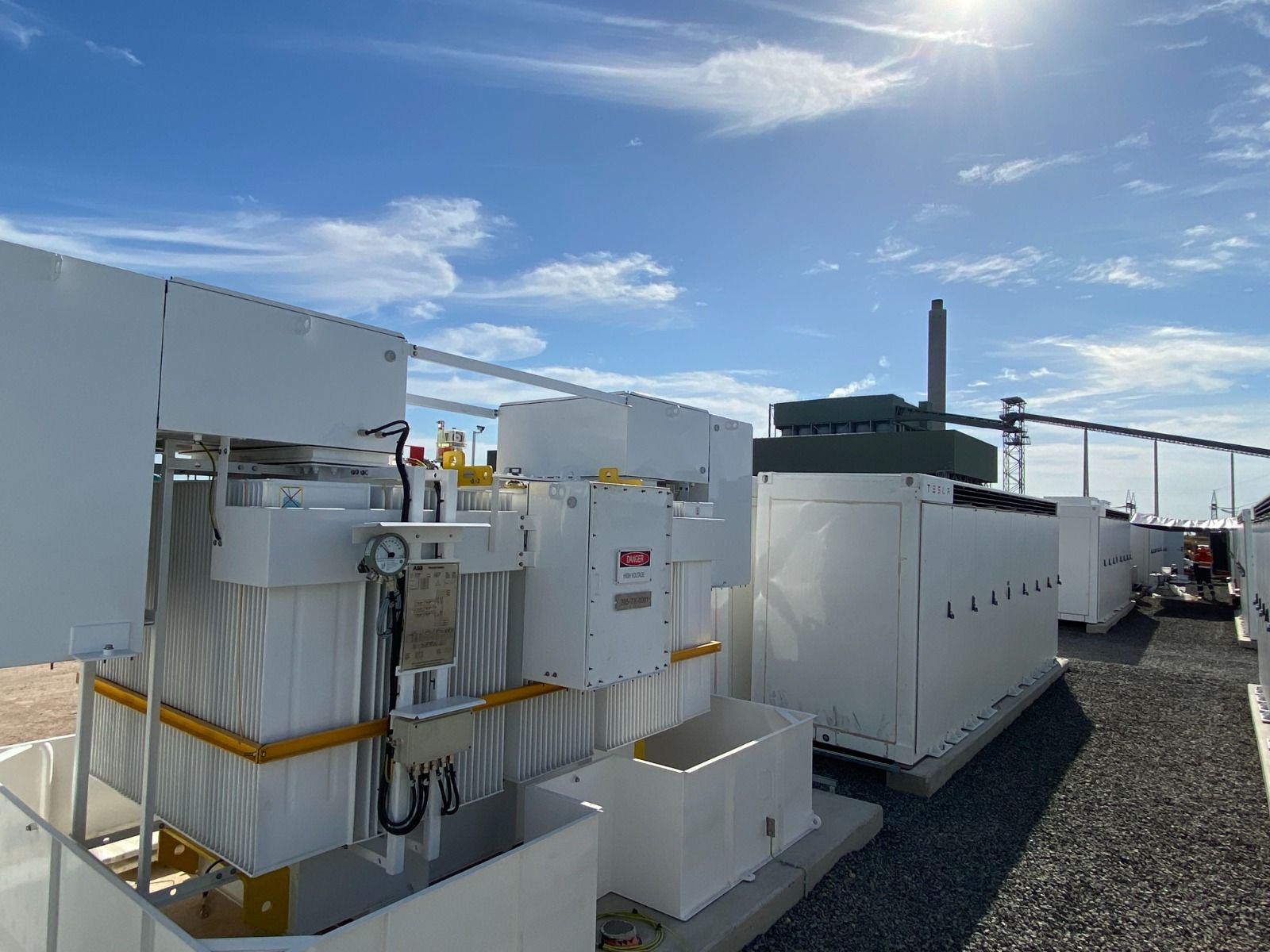 TESLA Megapacks 200 MegaWatt Pil Enerji Depolama Sistemi (3)